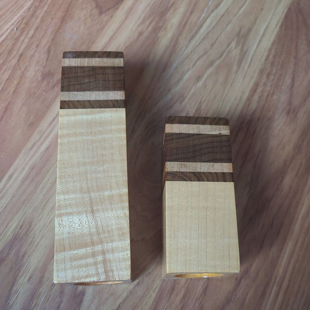 Wooden salt and pepper set